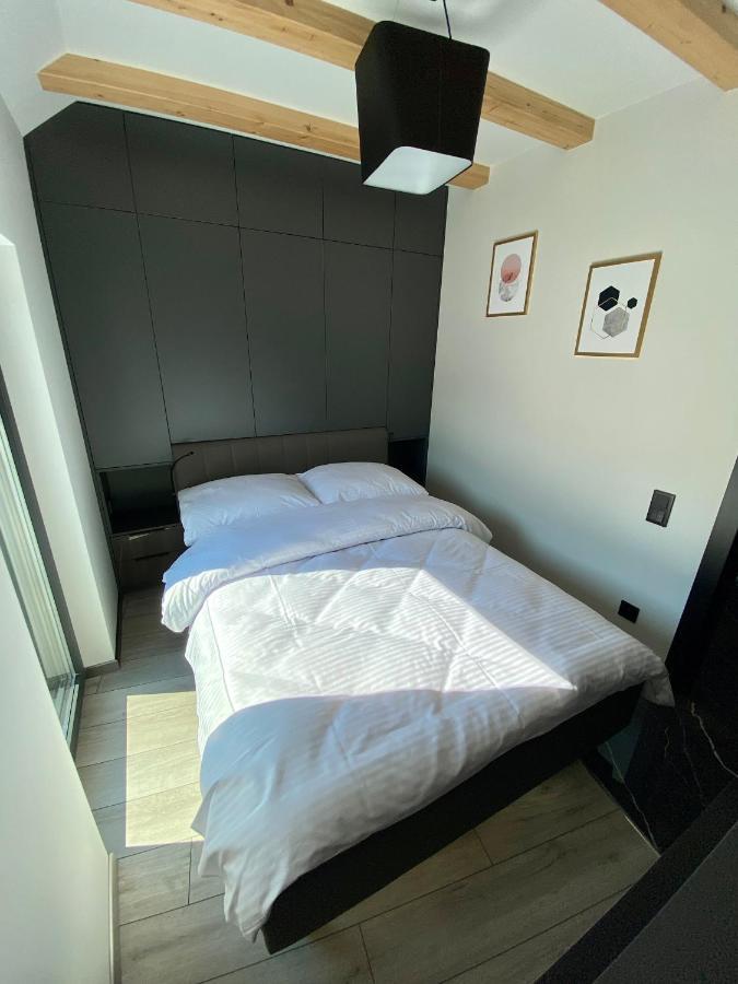 Apartament Lux อุสทรอน ภายนอก รูปภาพ
