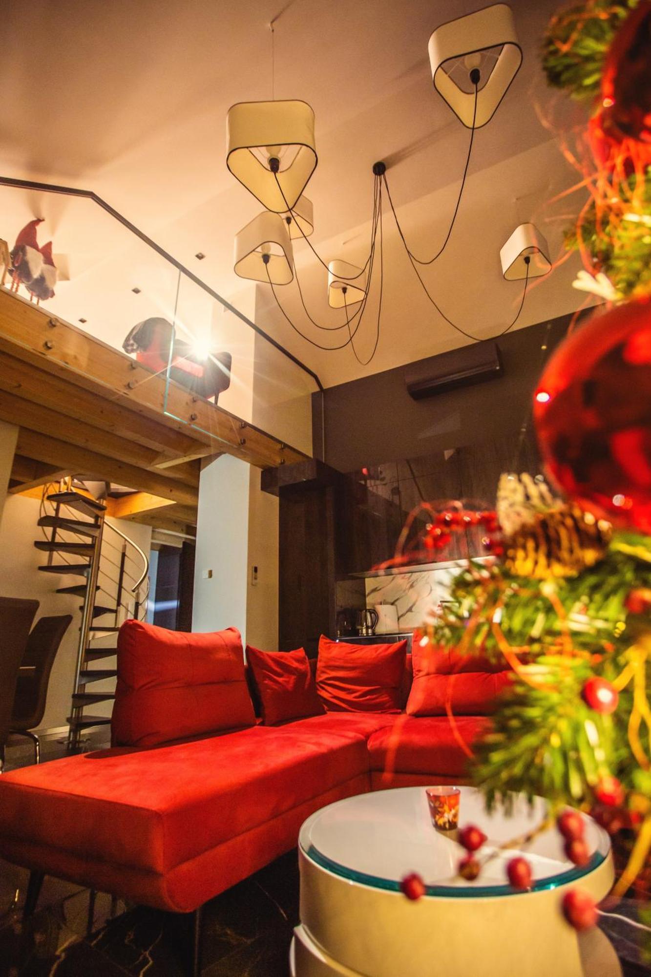 Apartament Lux อุสทรอน ภายนอก รูปภาพ